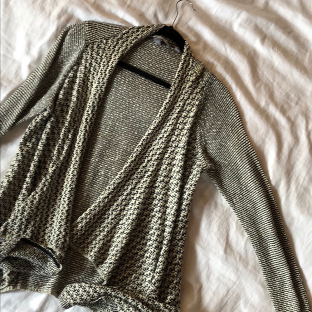 Sweater wrap